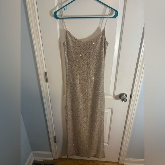 Lovers + Friends ROSSA MAXI DRESS in champagne size xs NWT - Picture 3 of 6